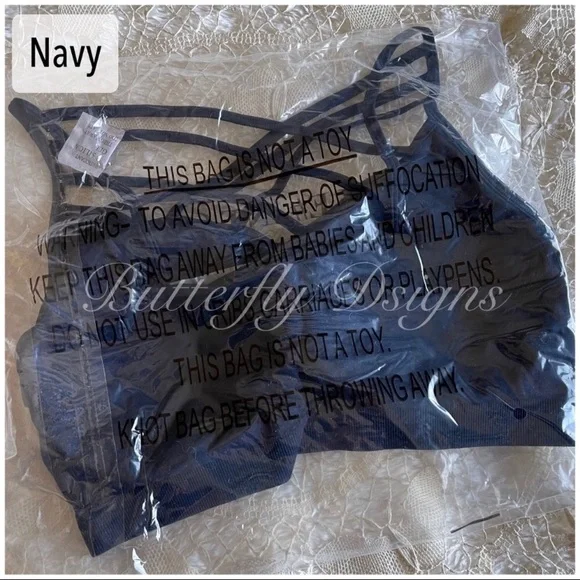 🌸 Zennan Outfitters PLUS Criss Cross Bralette - Picture 2 of 4